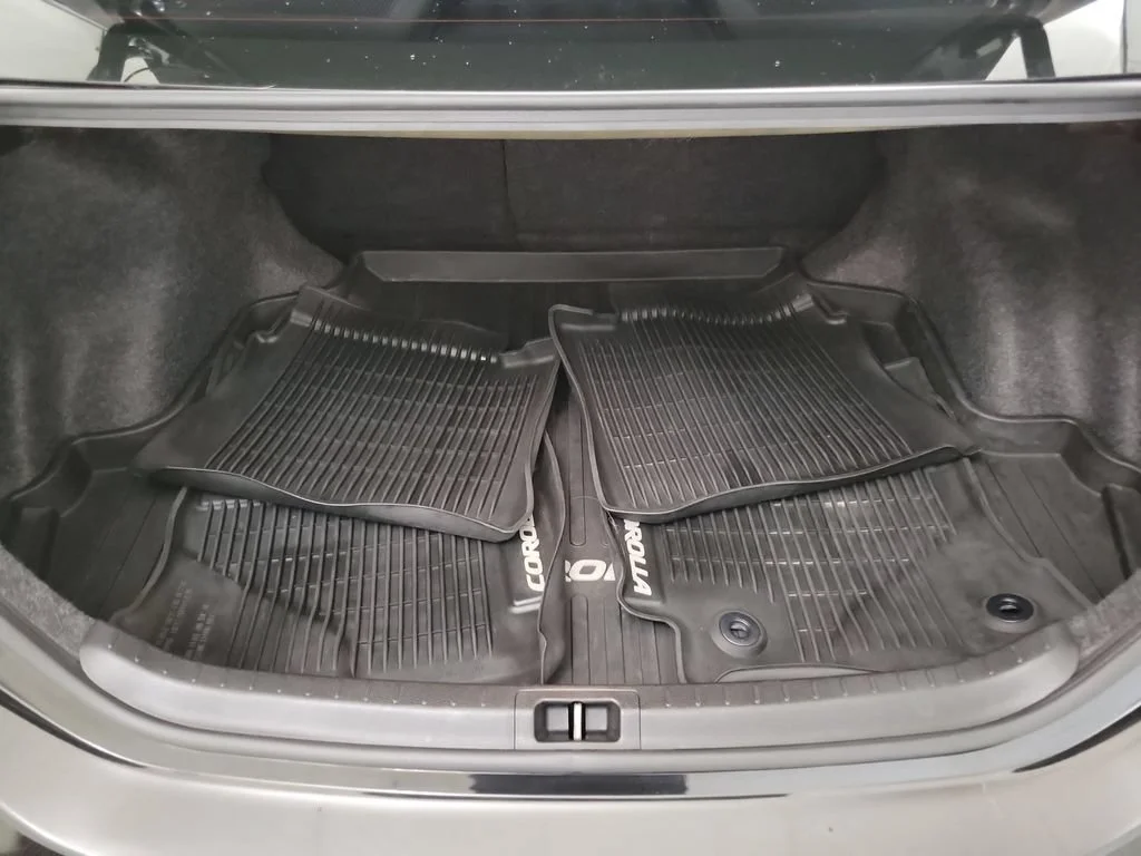 2017 Toyota Corolla XLE - Photo 21