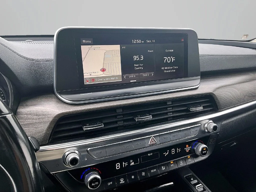 Used 2020 Gray Kia SX image 6