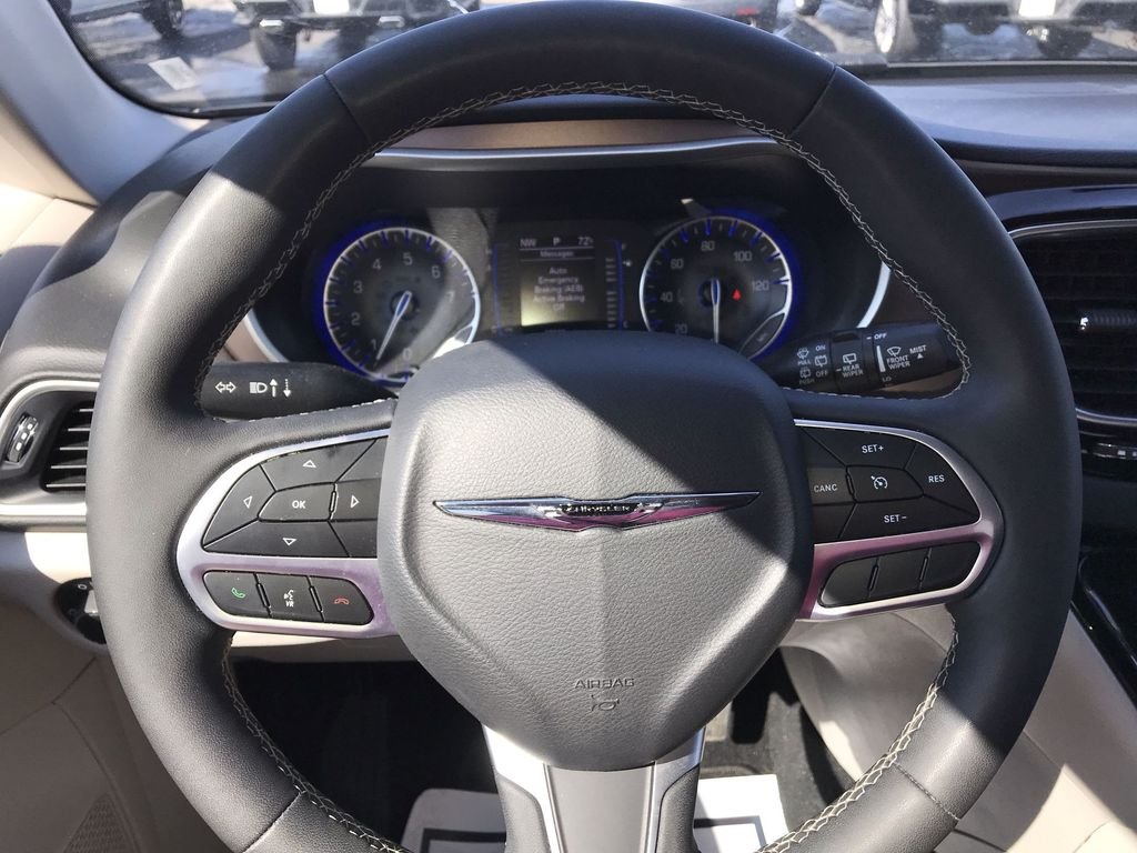 Used 2024 Silver Chrysler LX image 14