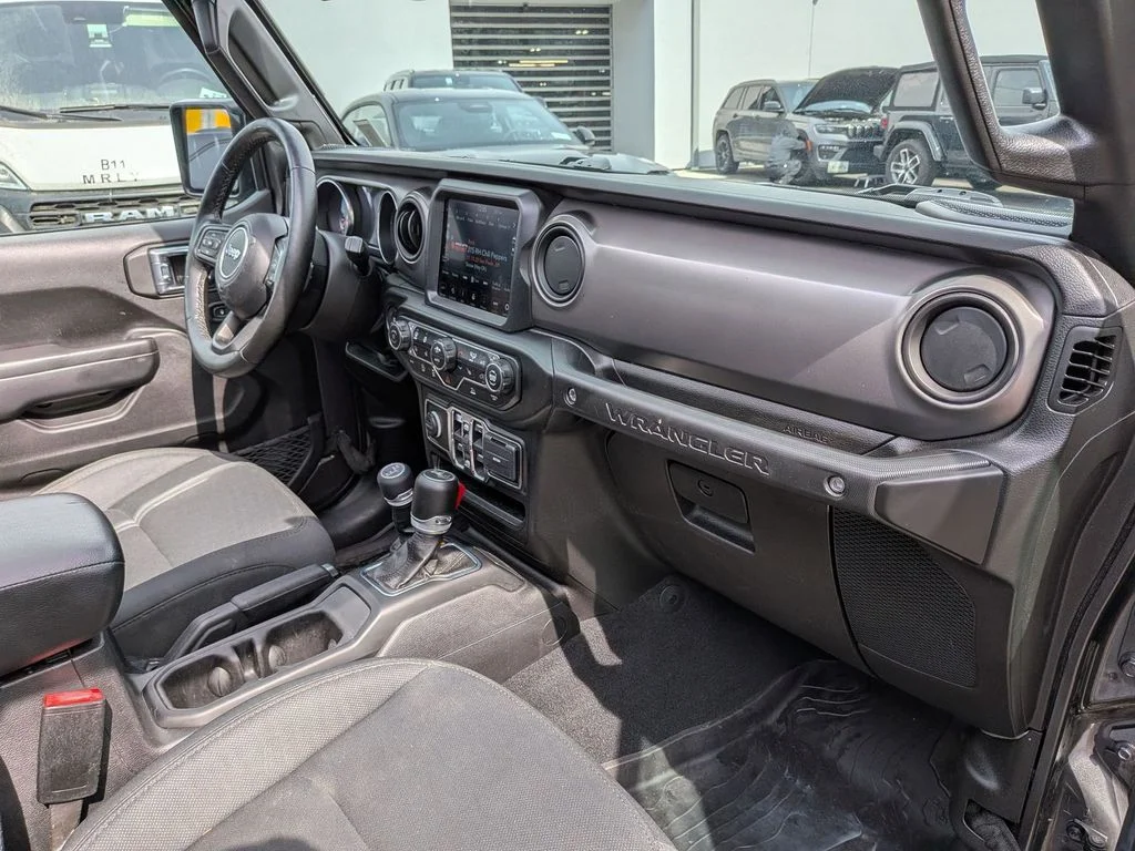 Used 2022 Gray Jeep Unlimited Sport S image 26