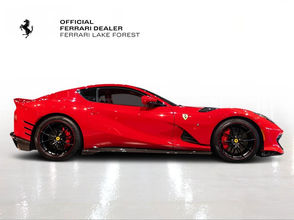 2022 Ferrari 812 Competizione 812 Competizione - Photo 9