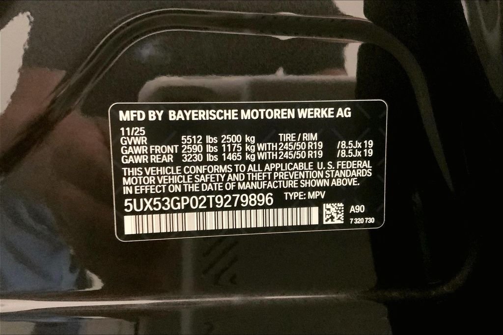 Used 2026 Dark Graphite Metallic BMW  image 10