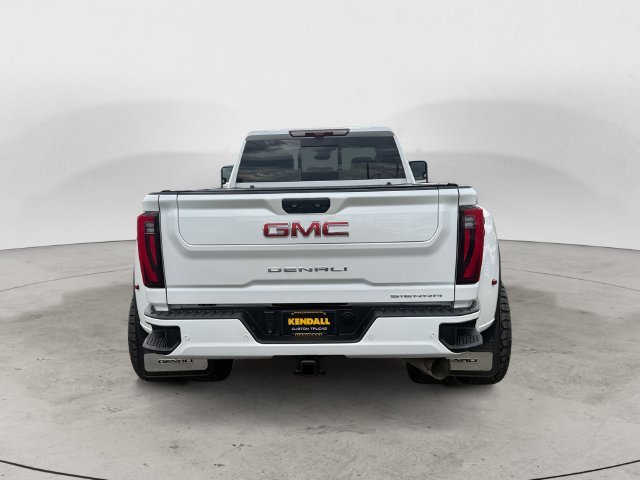 Used 2024 White GMC Denali image 7
