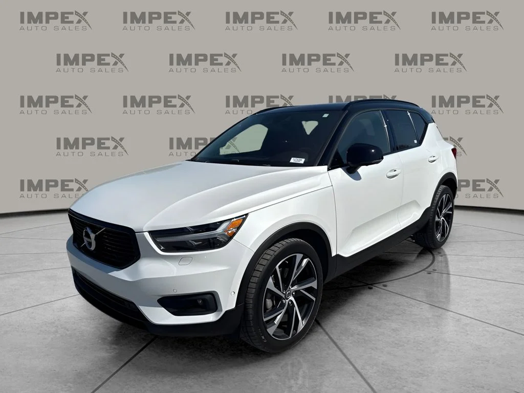 2021 Volvo XC40