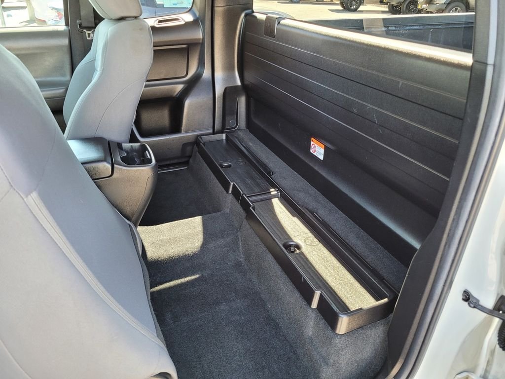 Certified Used 2022 White Toyota SR image 12