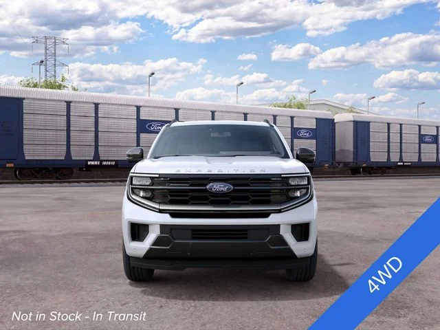 New 2027 Star White Metallic Tri-Coat Ford Platinum image 3