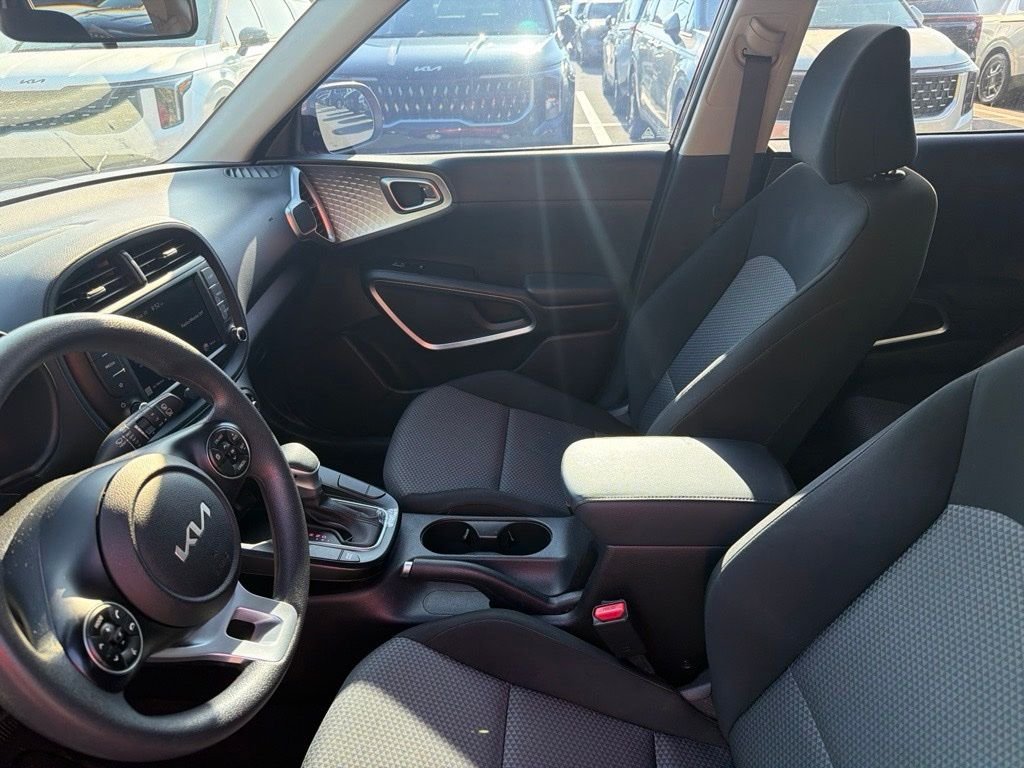 Certified Used 2022 Mars Orange Kia LX image 10