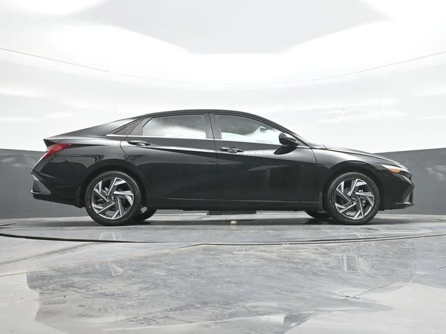 New 2026 Black Hyundai Limited image 24