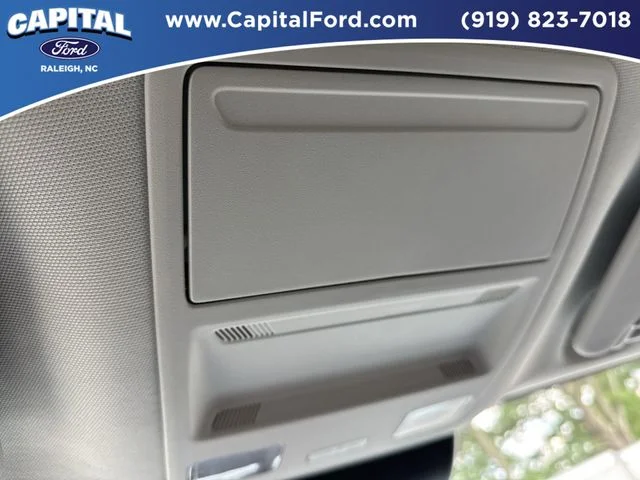 Used 2025 White Ford XL image 32