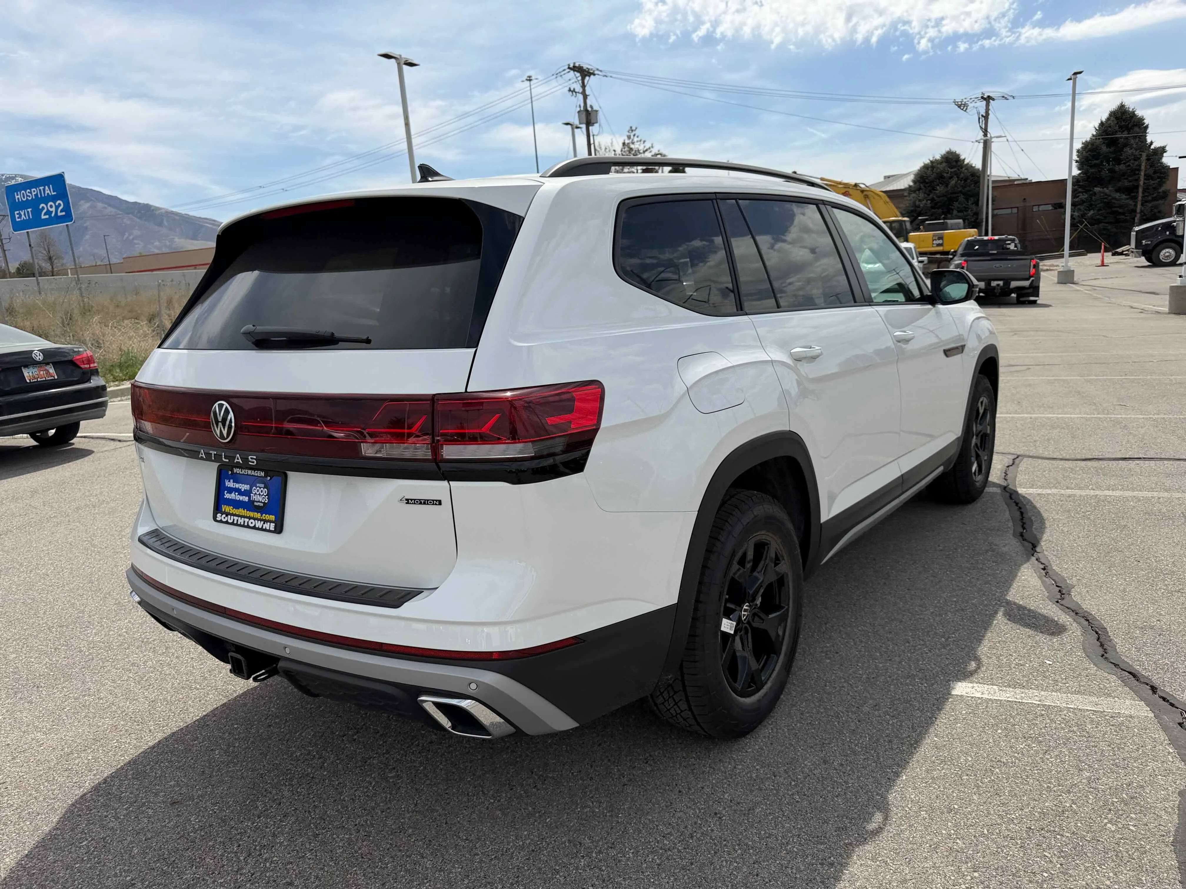 New 2026 Opal White Volkswagen 2.0T Peak Edition image 7