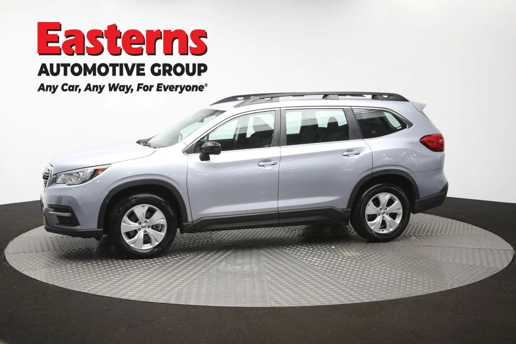 Used 2022 Silver Subaru Base image 57
