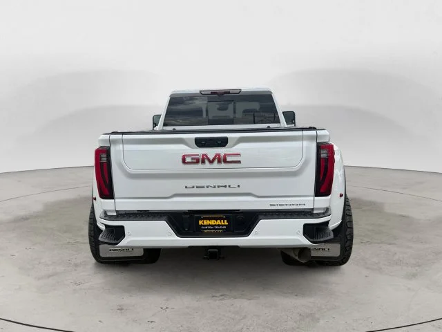 Used 2024 White GMC Denali image 7