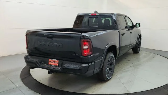 New 2026 Diamond Black Crystal Pearl-Coat Exterior Paint RAM Big Horn/Lone Star image 9