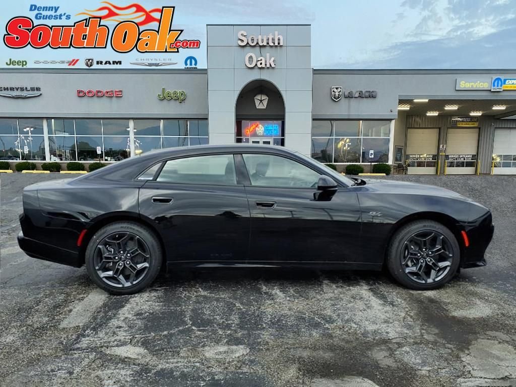 New 2026 Diamond Black Crystal Pearlcoat Dodge R/T image 2