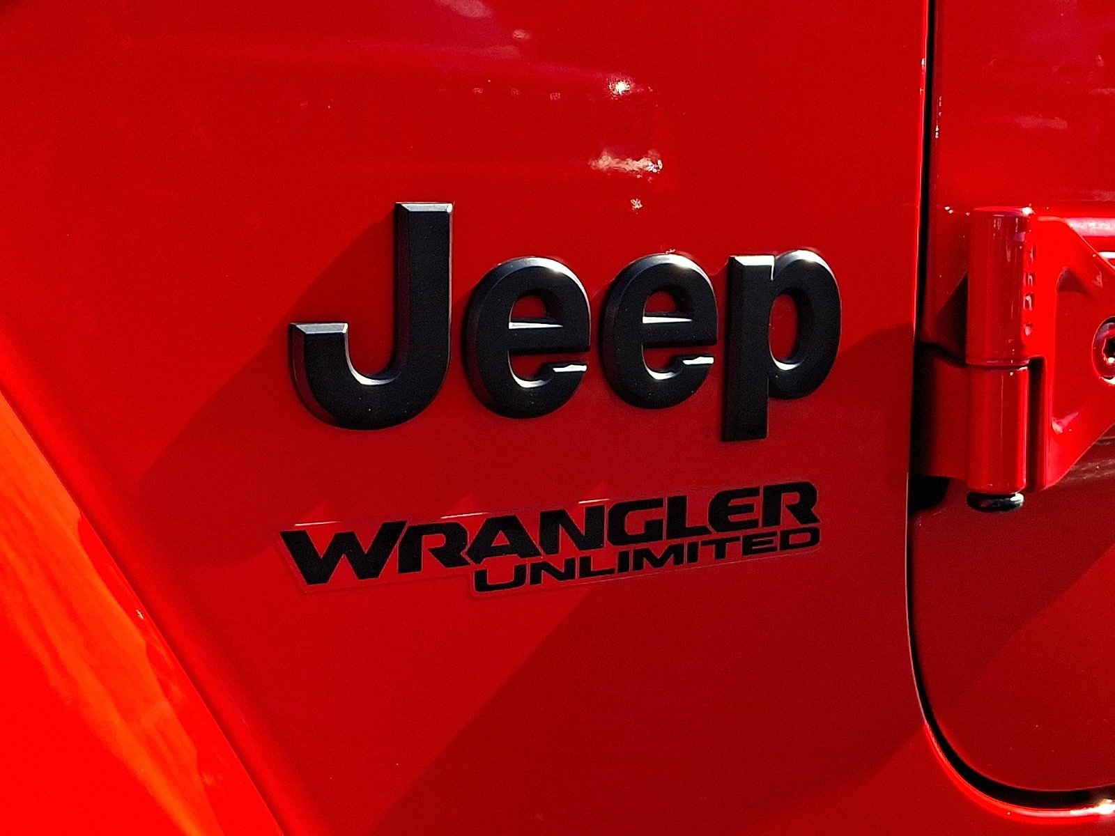 Certified Used 2022 Firecracker Red Clearcoat Jeep Unlimited Sahara Altitude image 30