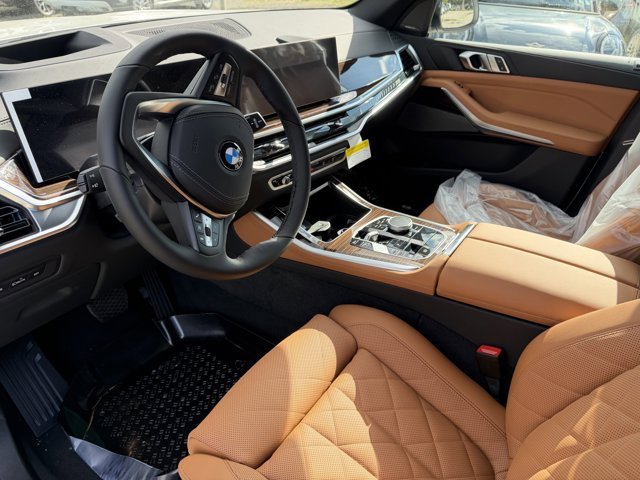New 2026 Mineral White Metallic BMW xDrive40i image 10