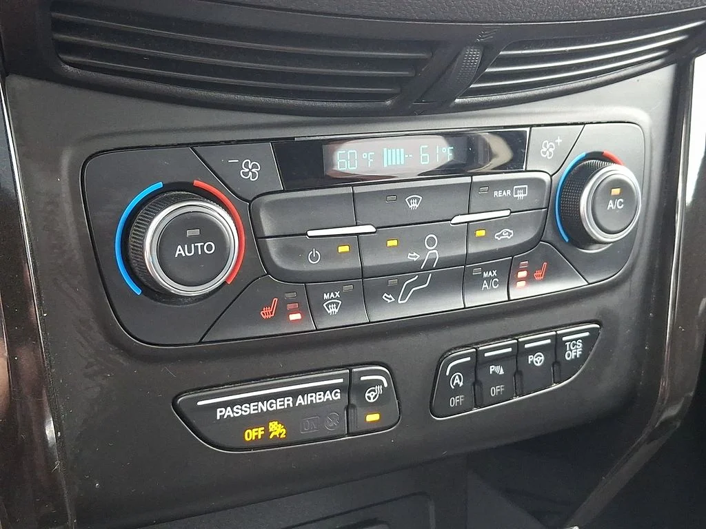 Used 2017 Blue Ford Titanium image 15
