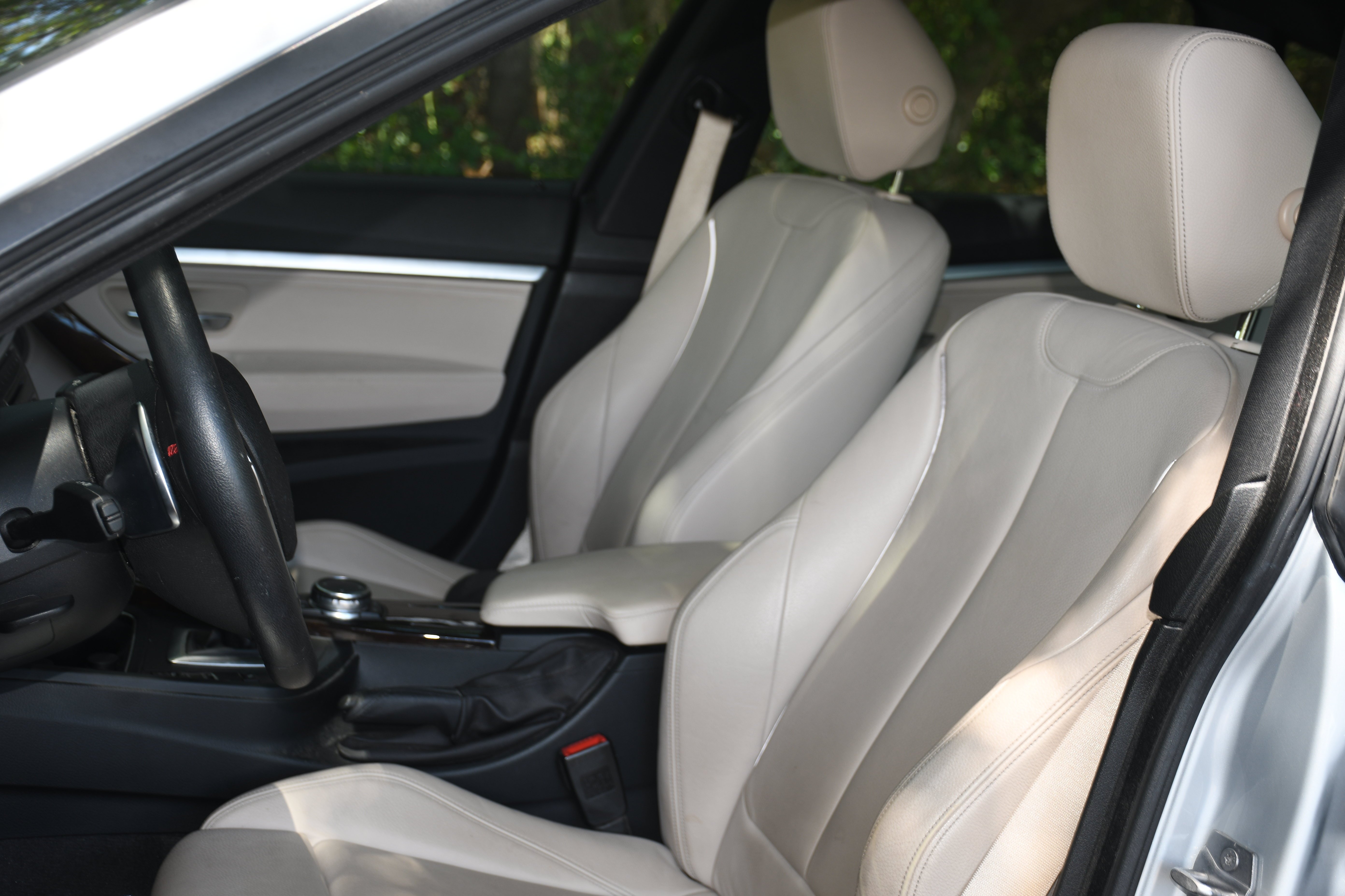 Used 2016 Silver BMW 328i xDrive Gran Turismo image 12