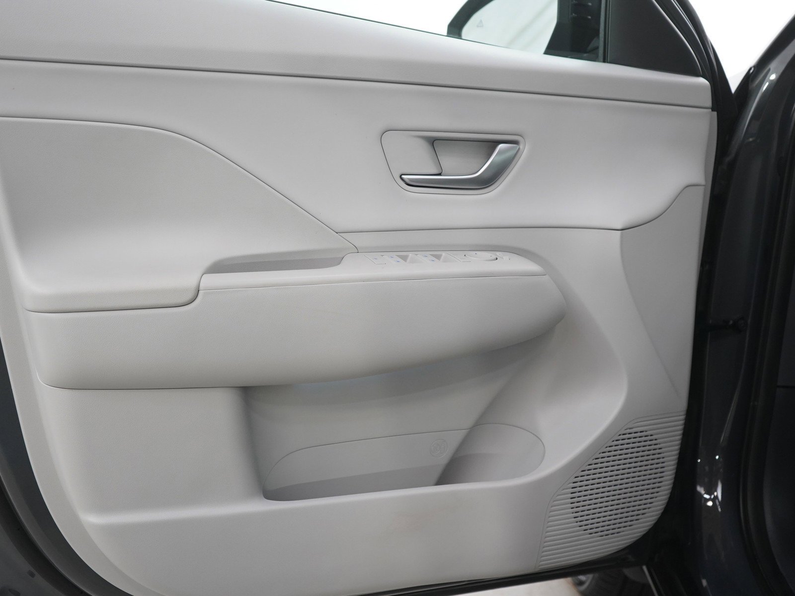 2026 Hyundai Kona SEL Premium - Photo 18