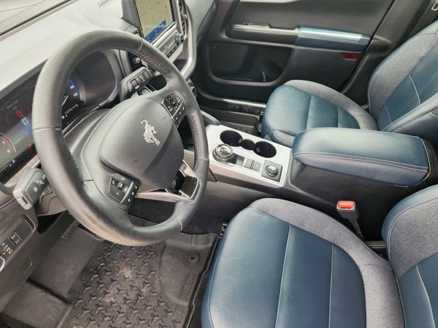 Used 2022 Green Ford Outer Banks image 13