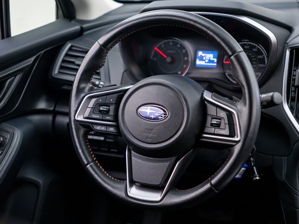 Used 2018 Ice Silver Metallic Subaru 2.0i Premium image 12
