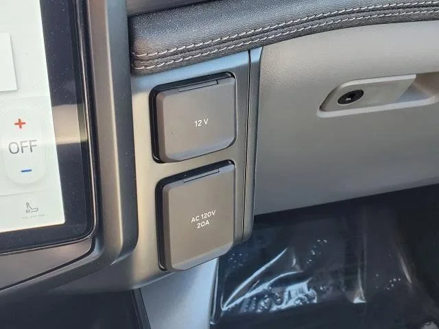 New 2025 Blue Ford Flash image 31