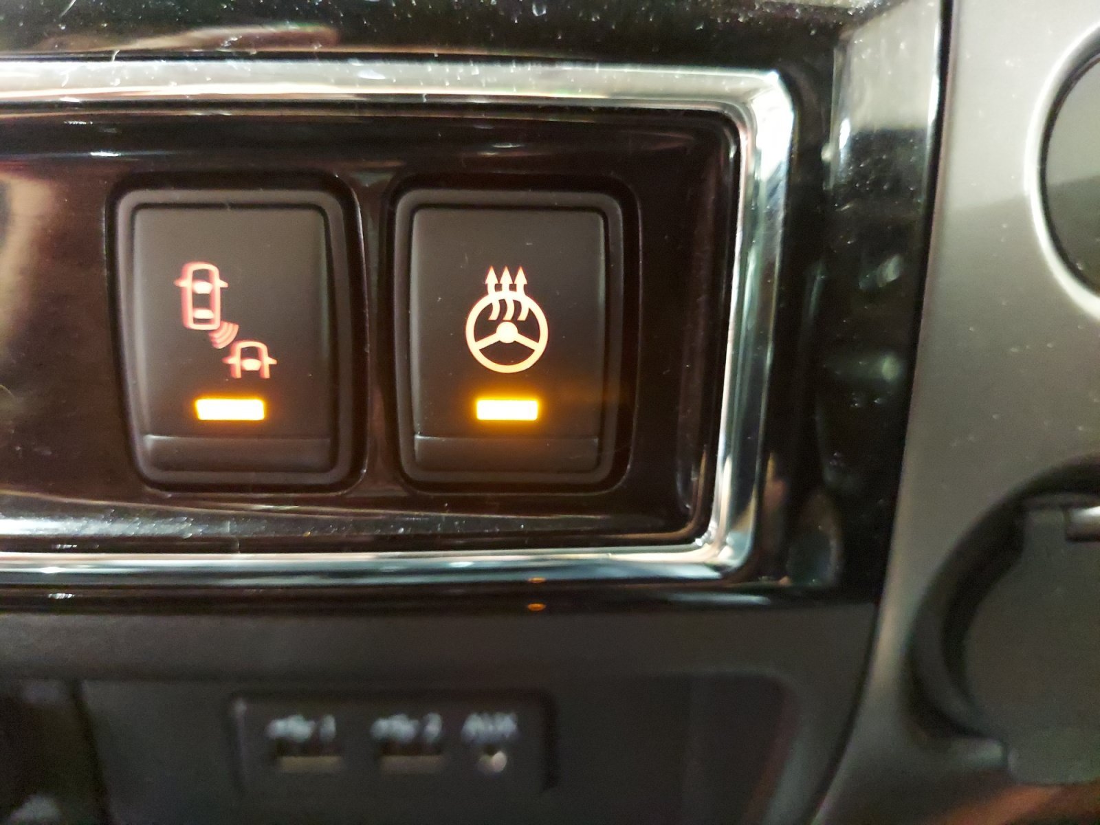 Used 2019 Magnetic Black Metallic Nissan Platinum Reserve image 26