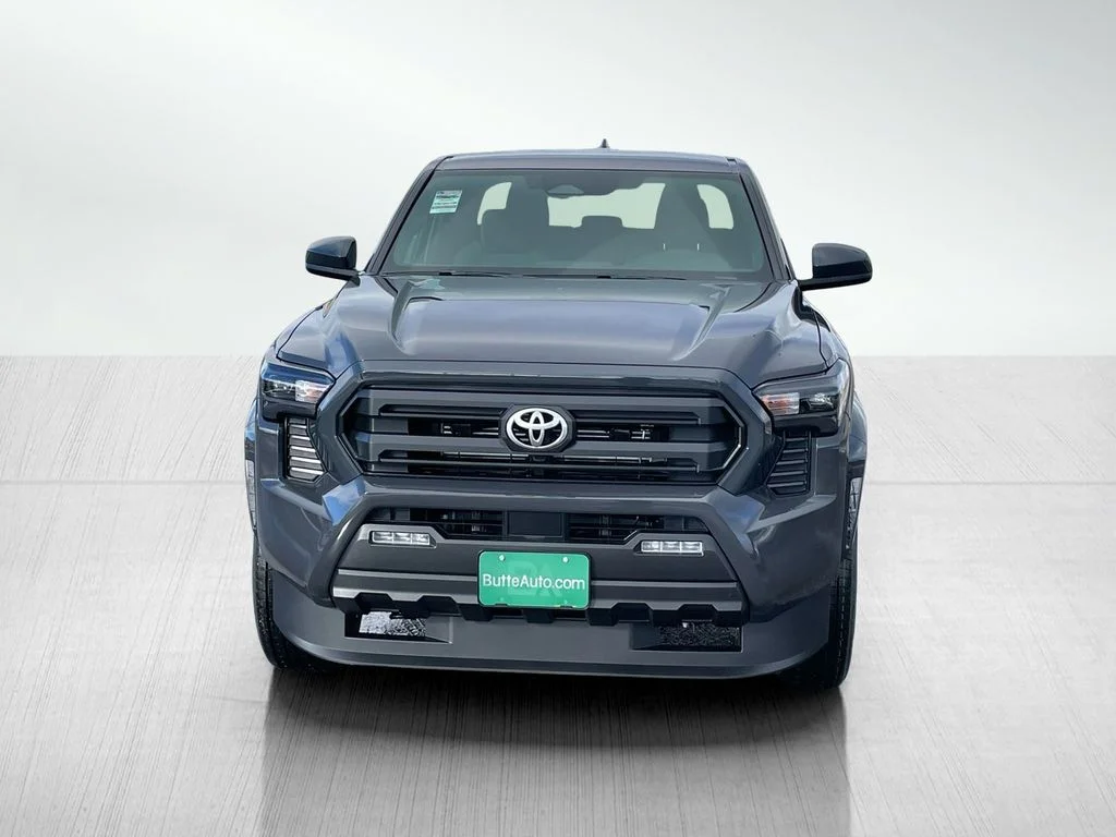 New 2026 Underground Toyota SR5 image 8