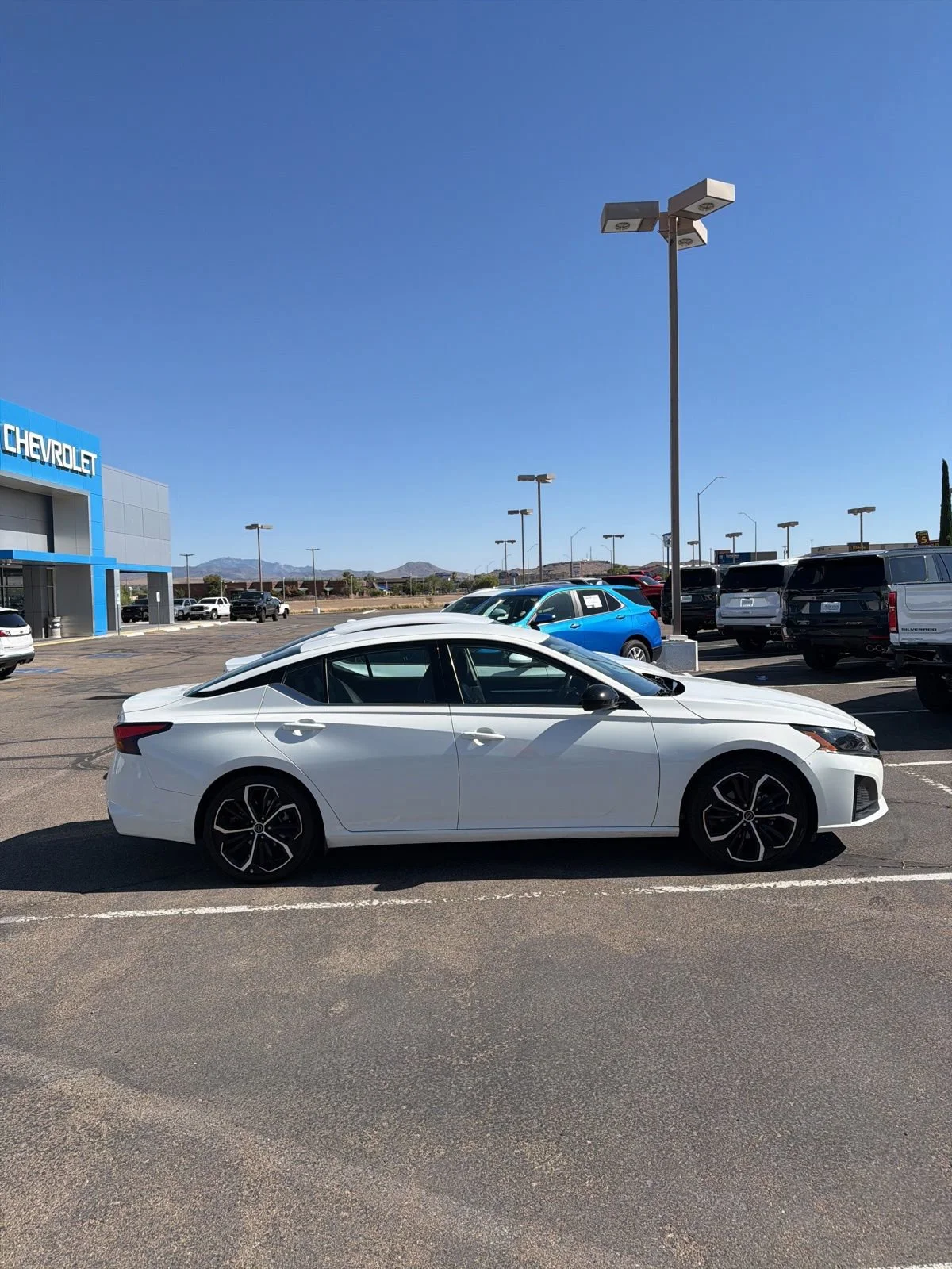 2024 Nissan Altima SR - Photo 12
