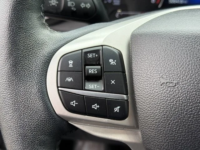 Used 2023 Gray Ford XLT image 25