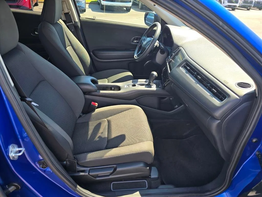 Used 2021 Silver Honda EX image 15