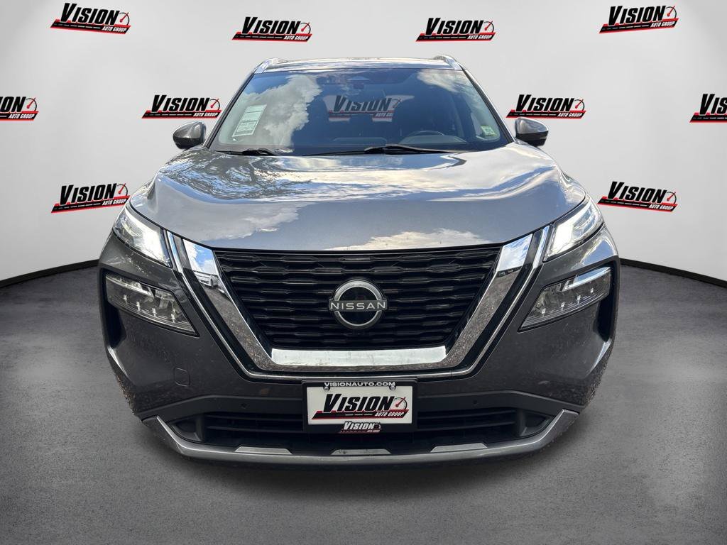Used 2023 Gray Nissan SL image 2