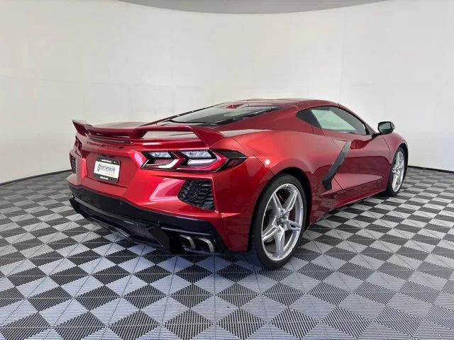 Used 2021 RED MIST METALLIC TINTCOAT Chevrolet 2LT image 39
