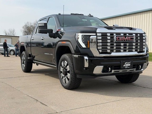New 2026 GMC Sierra 3500HD Denali 4D Crew Cab in #9591 | Frank