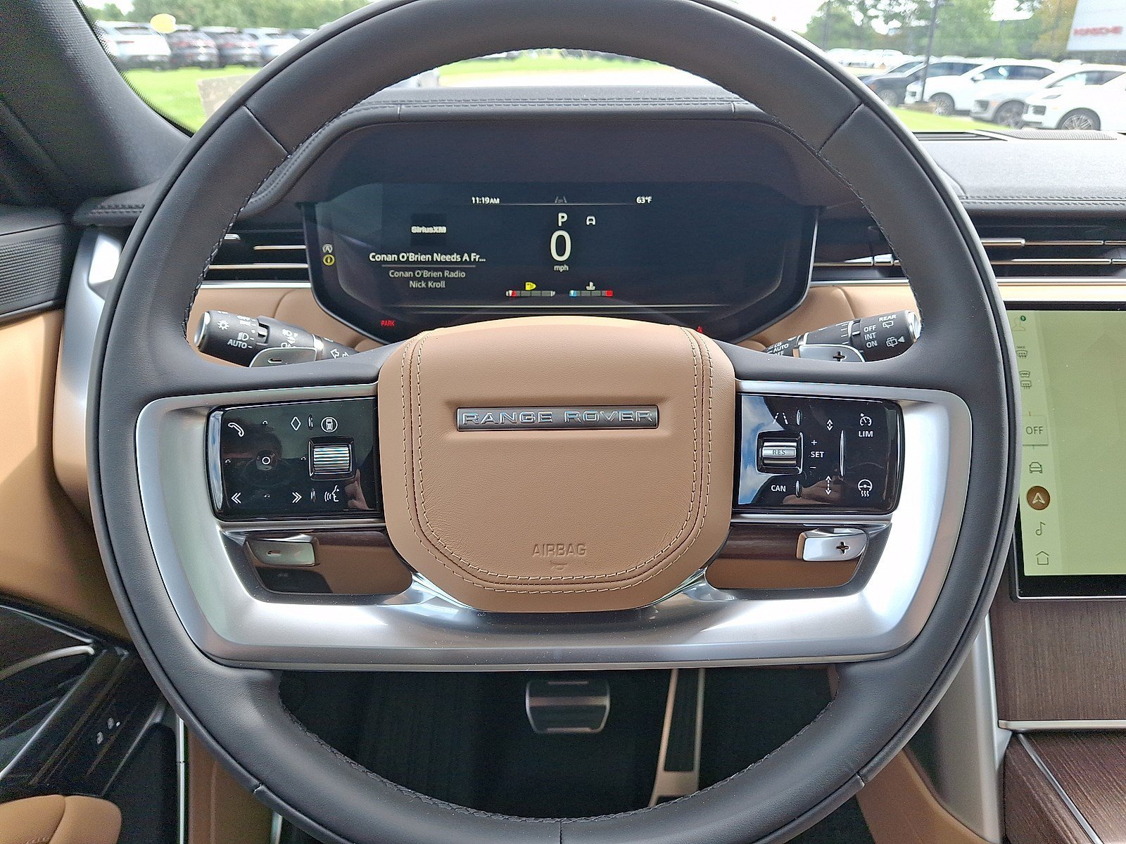New 2027 Fuji White LAND ROVER SE image 12