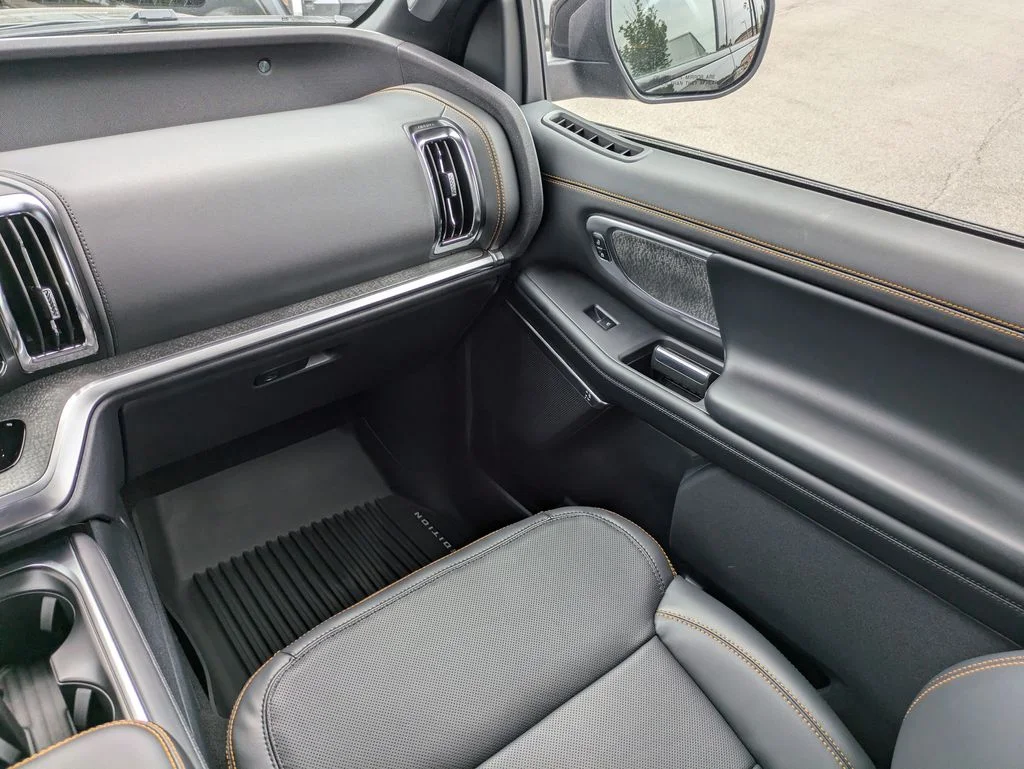 New 2026 Agate Black Metallic Ford Tremor image 19