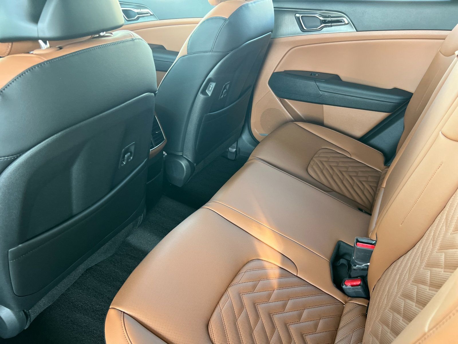 New 2026 Shadow Matte Gray Kia X-Line image 12