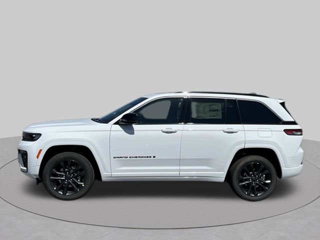 New 2026 Bright White Clear-Coat Exterior Paint Jeep Limited Reserve image 2