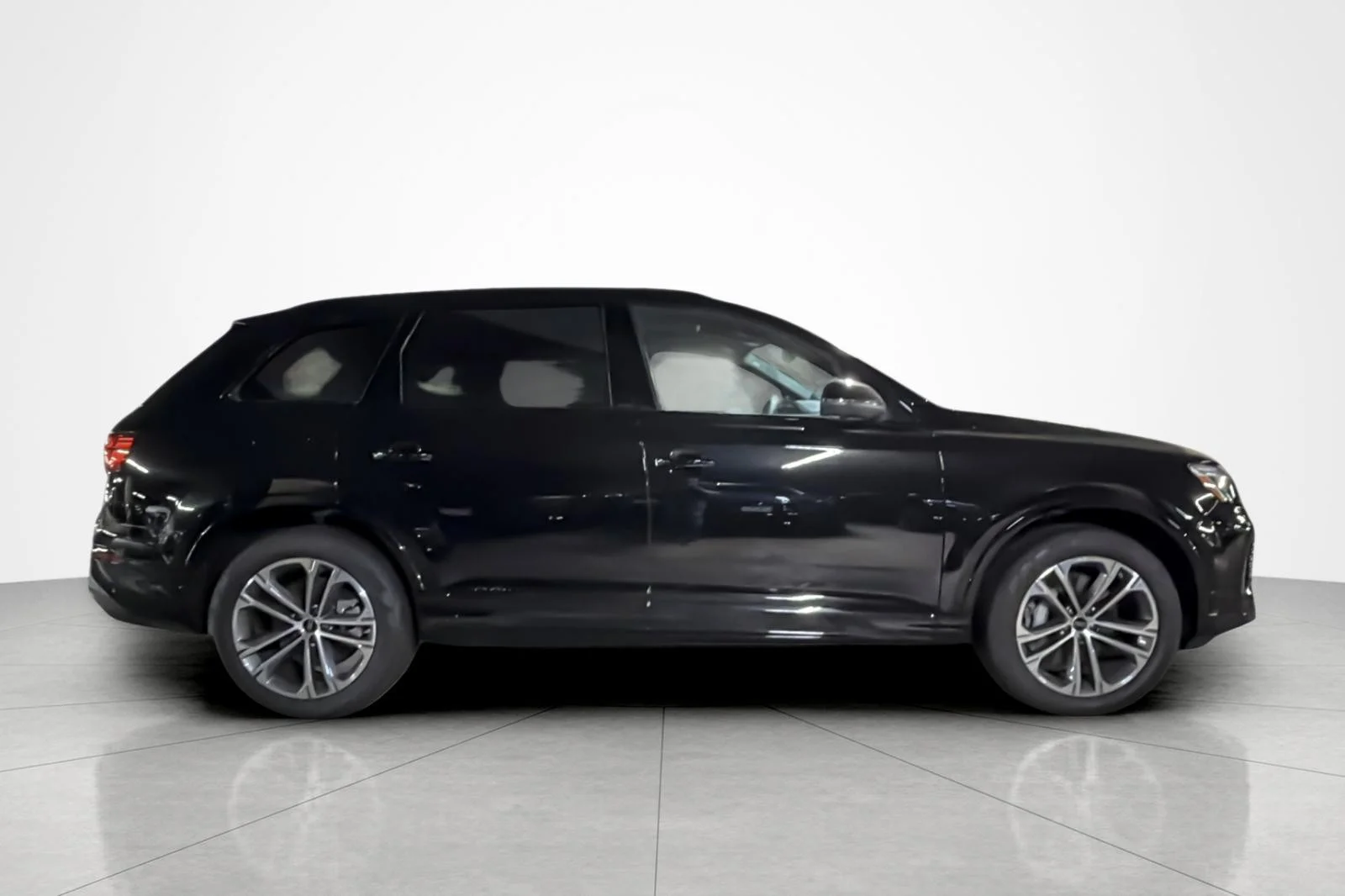 2026 Audi Q7 Premium - Photo 7