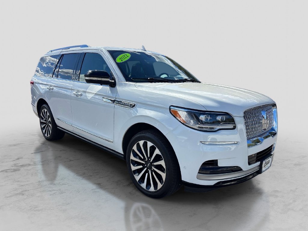 Used 2022 White Lincoln Reserve image 7