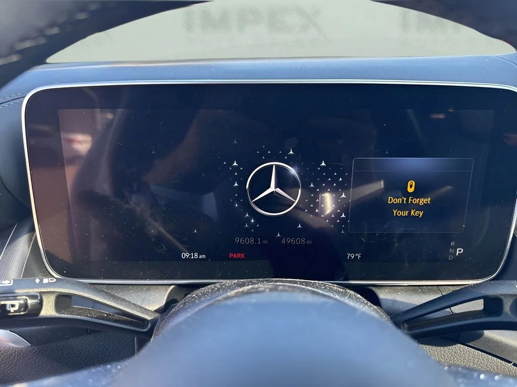 Used 2023 White Mercedes-Benz GLC 300 image 9