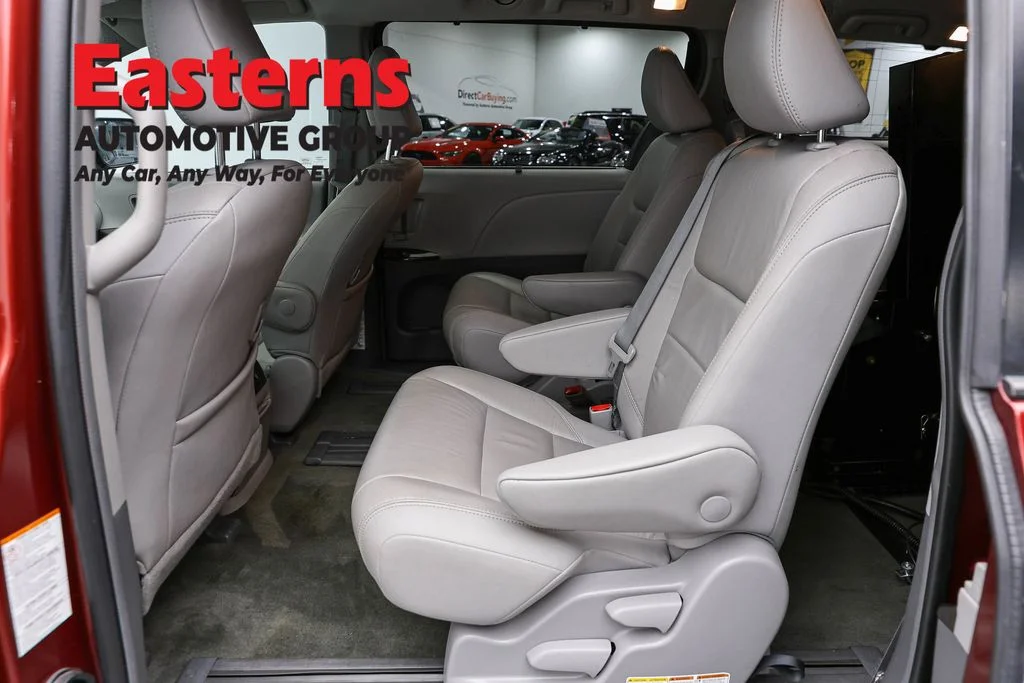Used 2019 Red Toyota XLE image 21