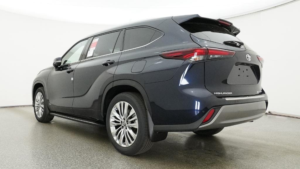 2026 Toyota Highlander Platinum - Photo 6