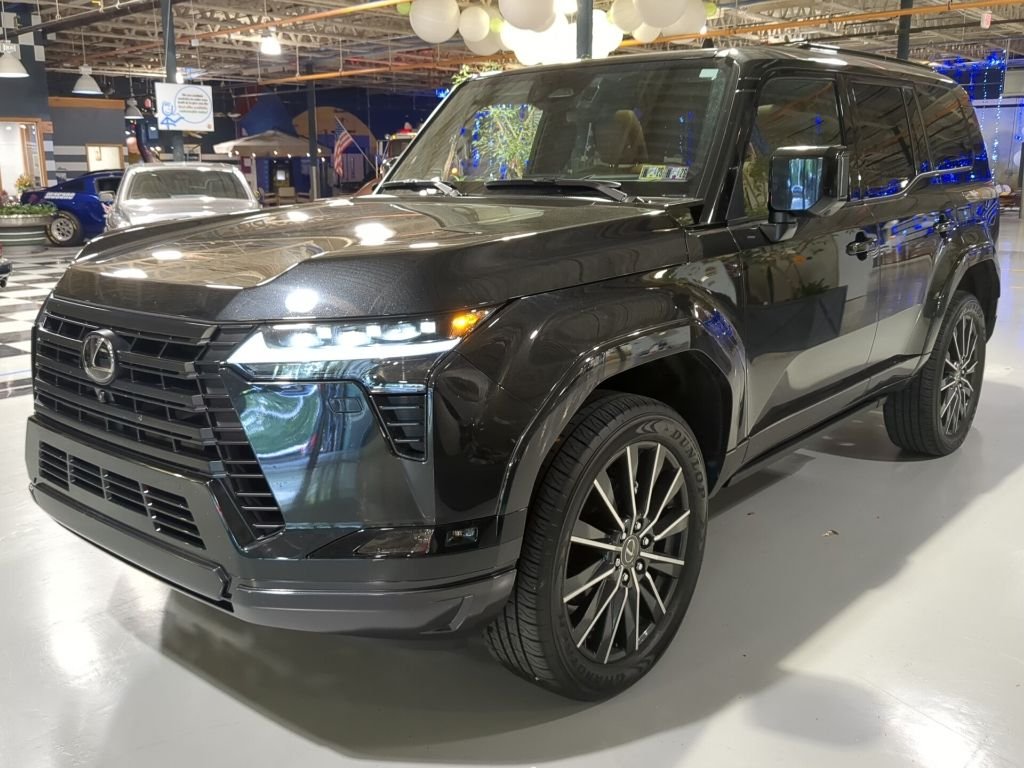 2024 Lexus GX 460 550 Luxury's photo