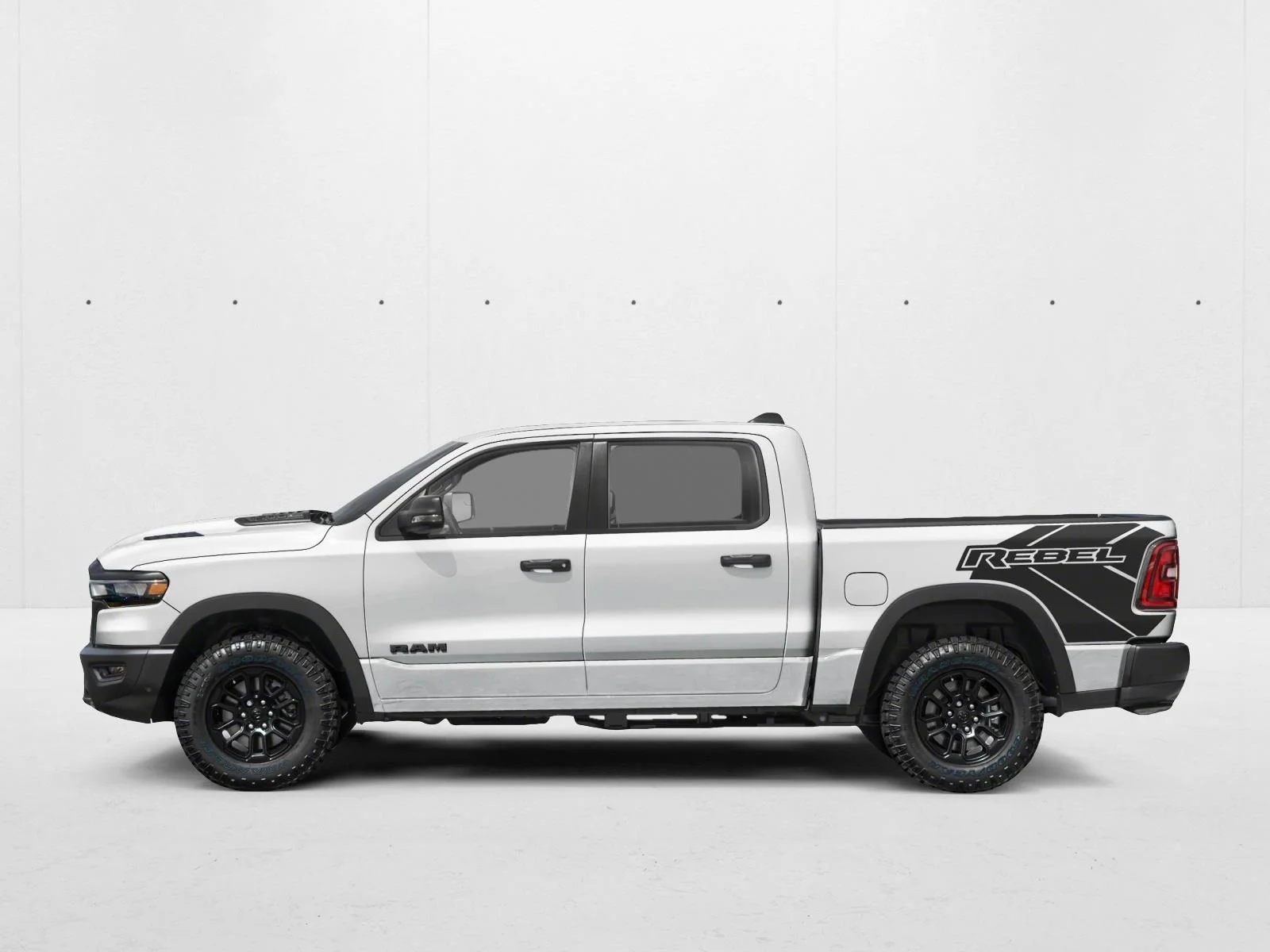 New 2027 Silver Zynith Exterior Paint RAM Rebel image 3