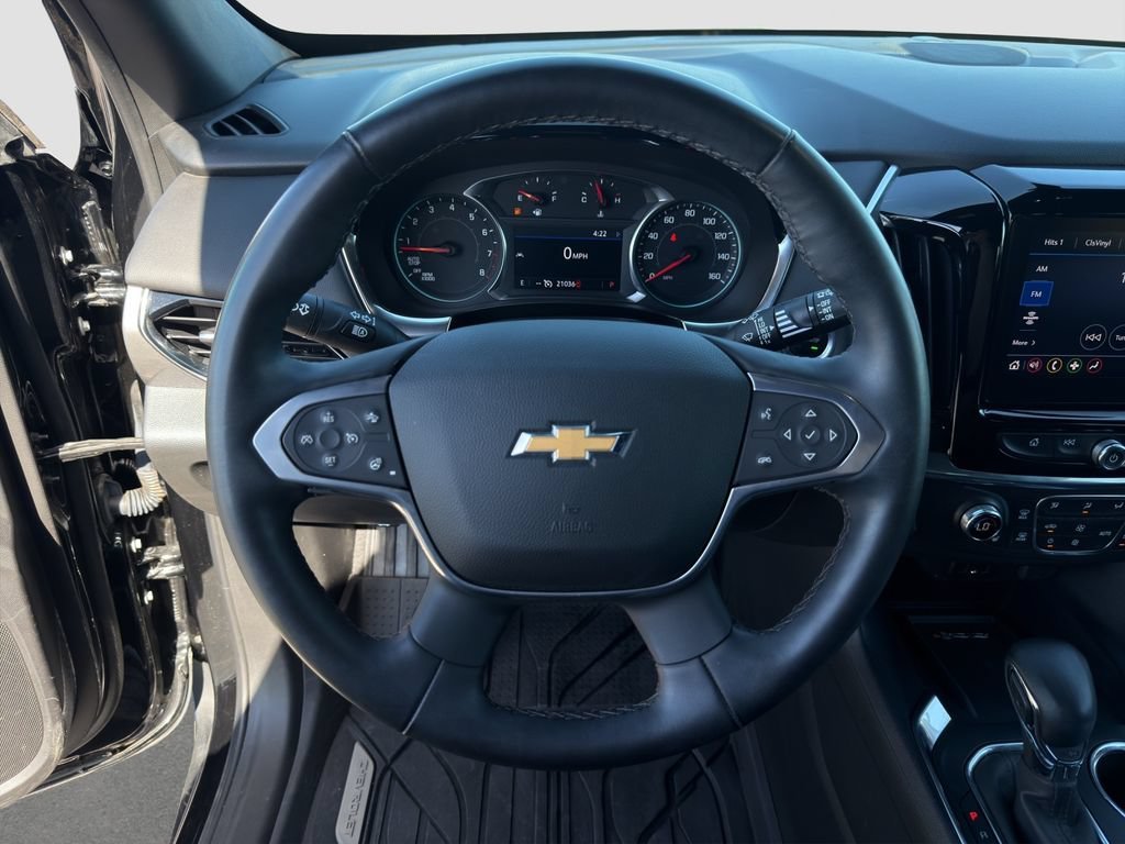 Used 2024 Mosaic Black Metallic Chevrolet LT Leather image 10