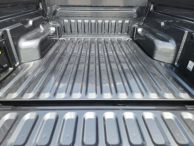 New 2026 Carbonized Gray Metallic Ford XLT image 33