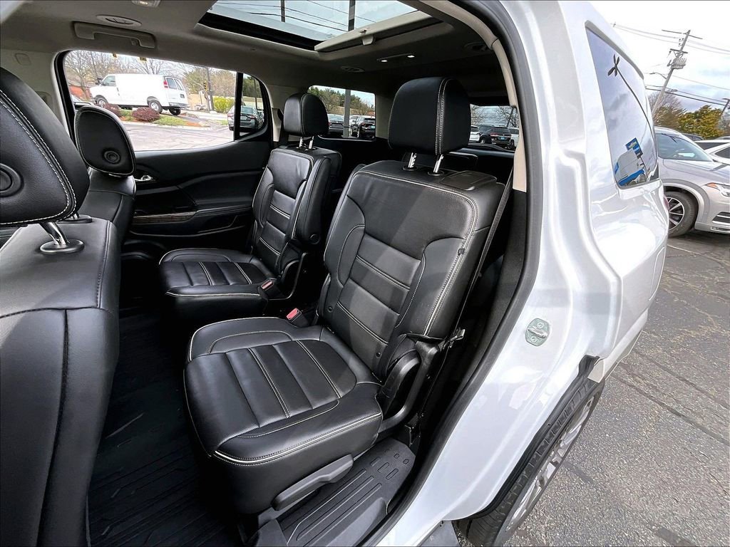 Used 2023 White Frost Tricoat GMC Denali image 14
