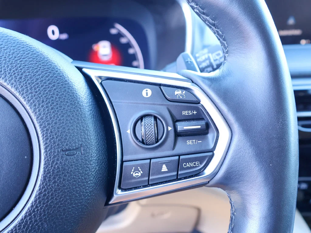 Used 2023 Platinum White Pearl Acura Advance image 14