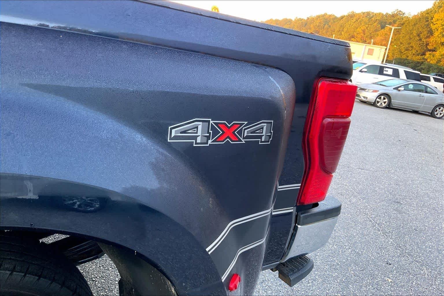 Used 2022 Antimatter Blue Ford LARIAT image 28